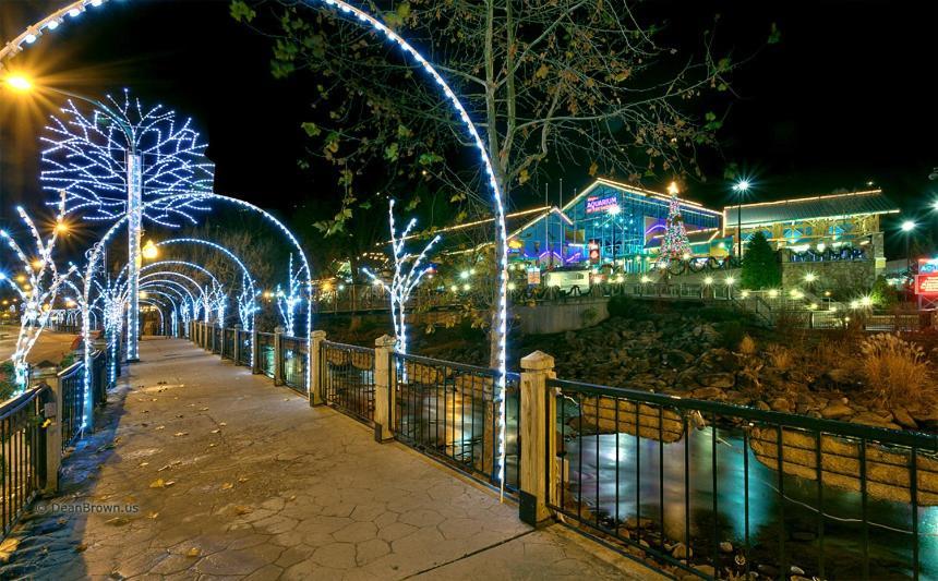 Four Seasons Holiday Home 蓋特林堡 外观 照片